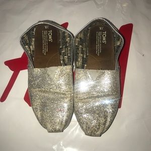 Toms silver glitter holographic flats shoes